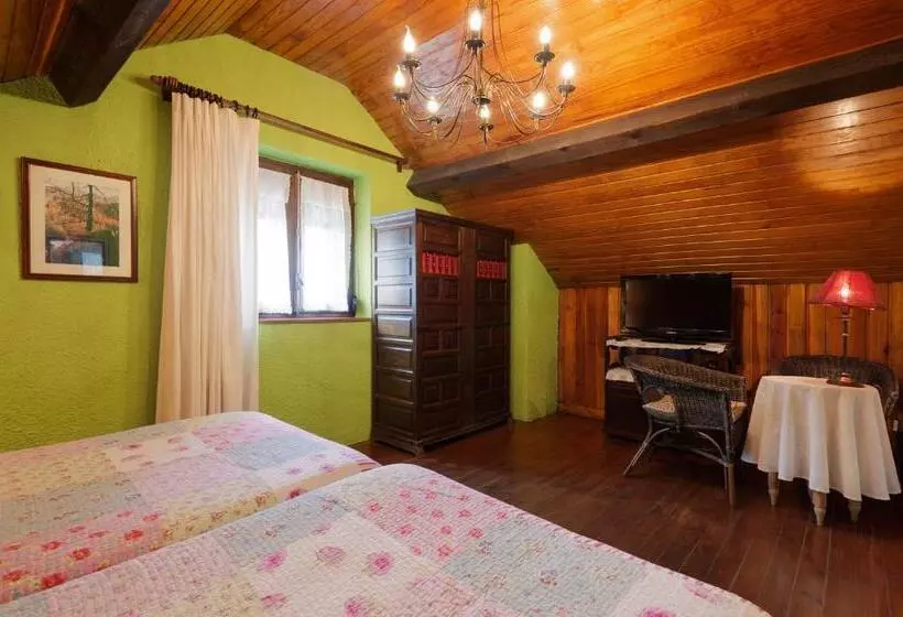 ペンション Hostal Casa Blasquico   Restaurante Gaby
