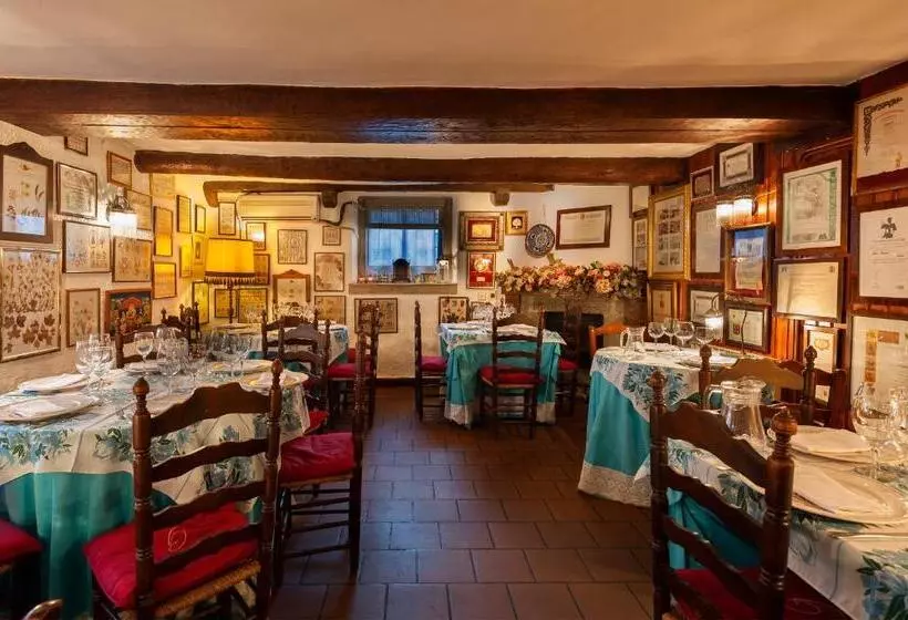 ペンション Hostal Casa Blasquico   Restaurante Gaby