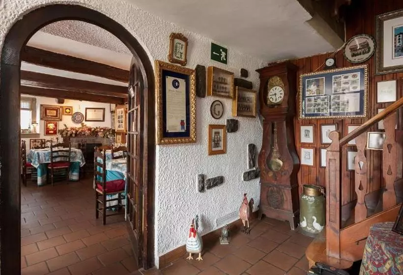 ペンション Hostal Casa Blasquico   Restaurante Gaby