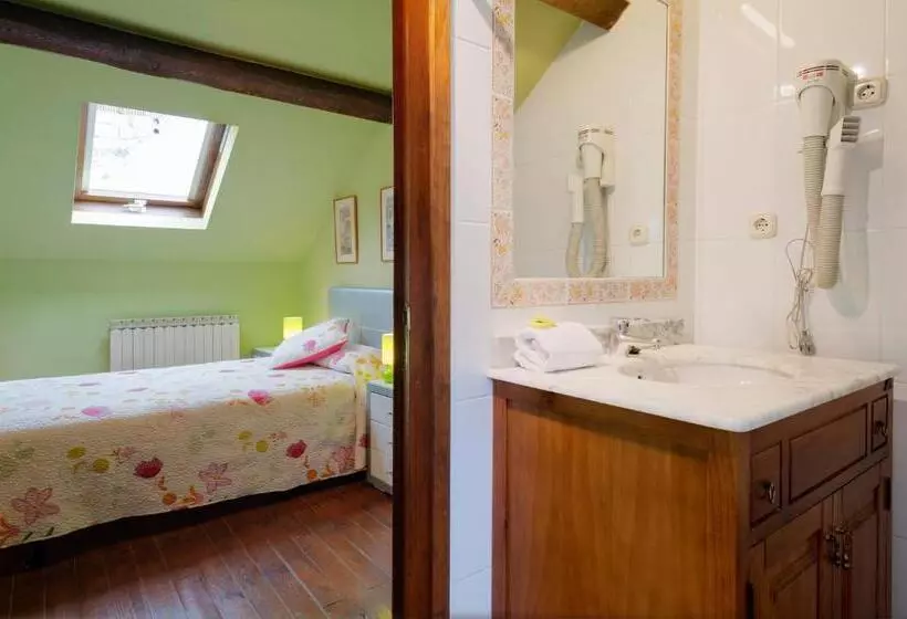 ペンション Hostal Casa Blasquico   Restaurante Gaby