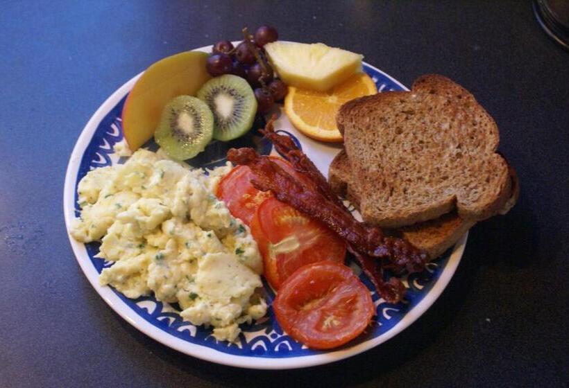 Alpenglow Bed And Breakfast