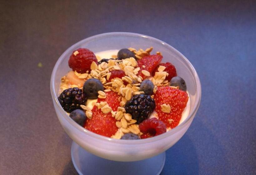 Alpenglow Bed And Breakfast