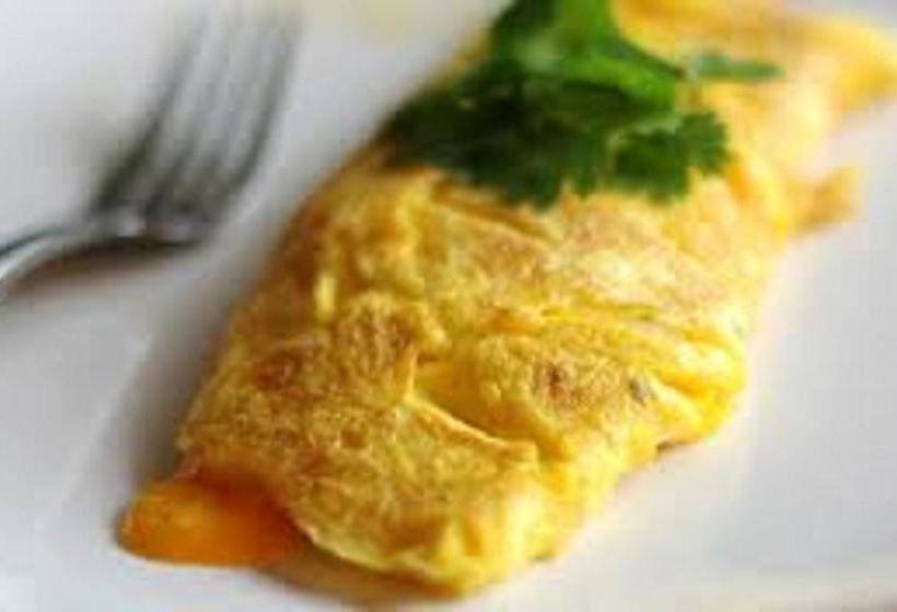 Colonial Charm Inn Bed & Breakfast