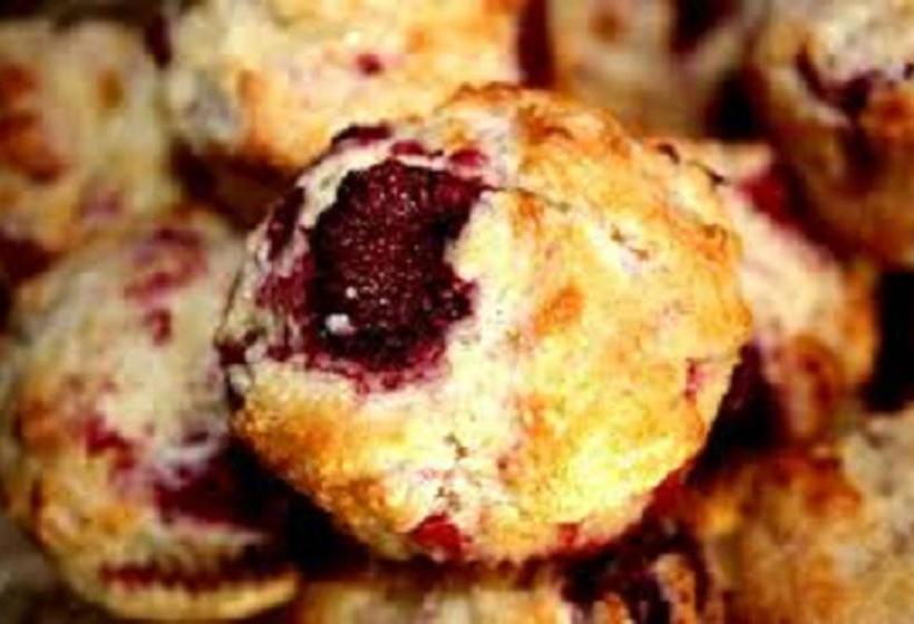 Colonial Charm Inn Bed & Breakfast