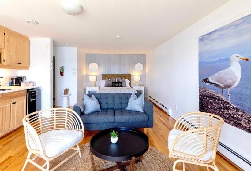 בית מלון כפרי North Star Beach Suites