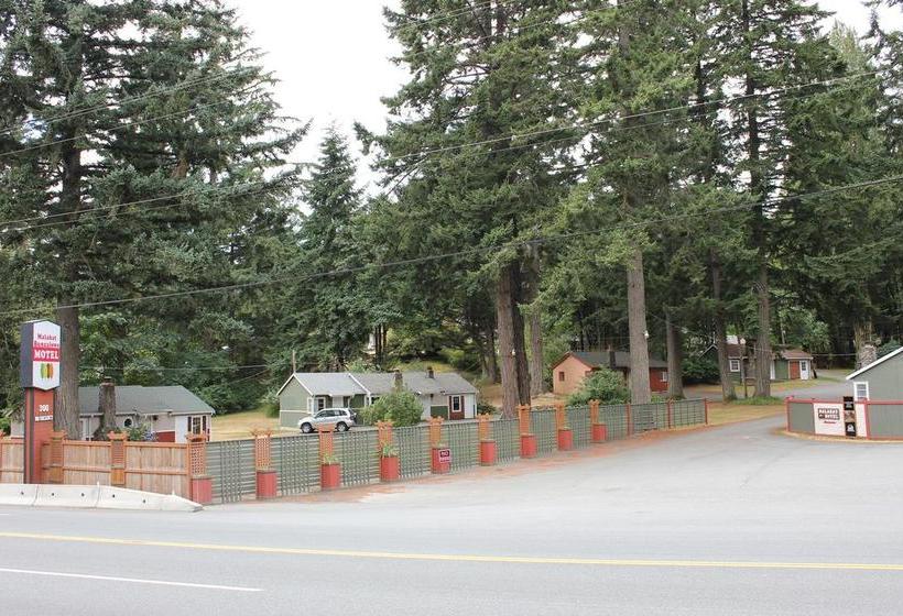 Malahat Bungalows Motel