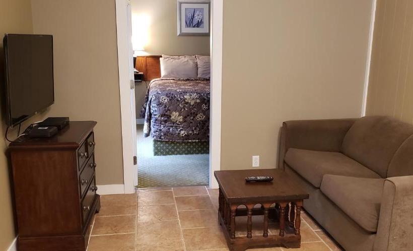 Malahat Bungalows Motel