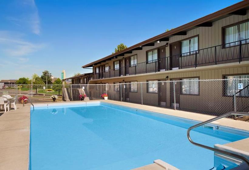 فندق على الطريق Columbia Motor Inn