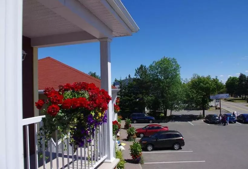 Motel Des Mariniers