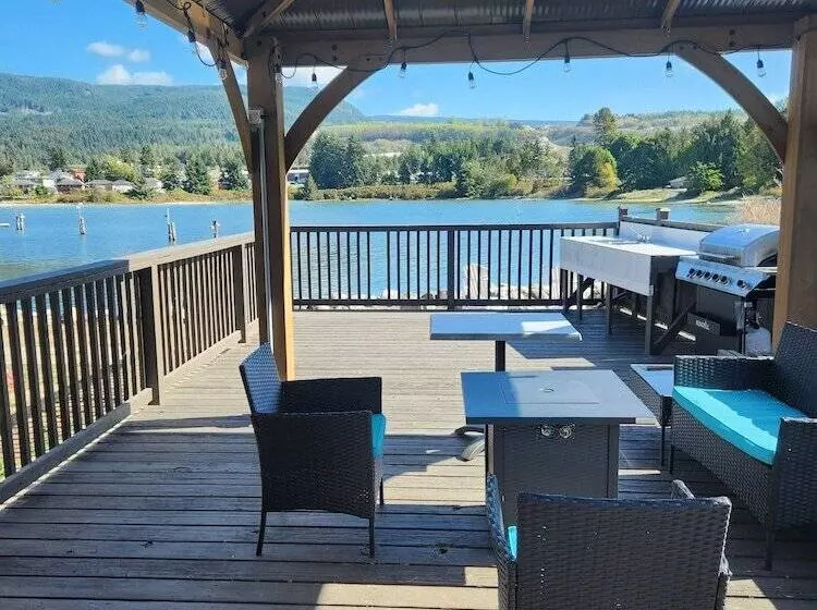 モーテル The Spot At Porpoise Bay