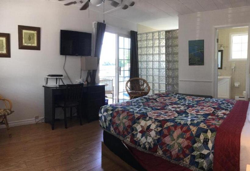 リゾートホテル Boathouse Country Inn