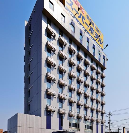 בית מלון כפרי Super  Takaoka Ekinan