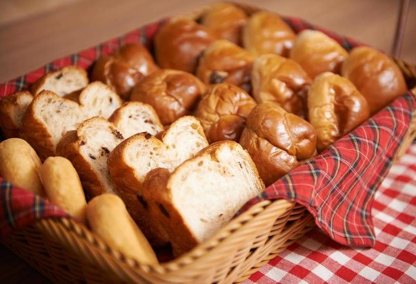 בית מלון כפרי Super  Takaoka Ekinan