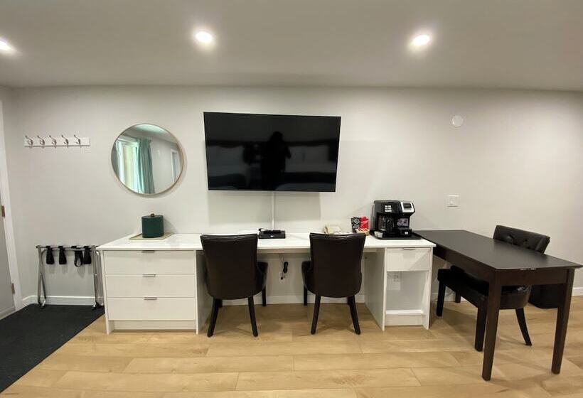 Western Traveller Motel