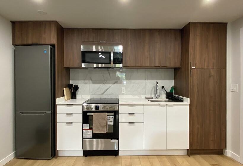 Western Traveller Motel