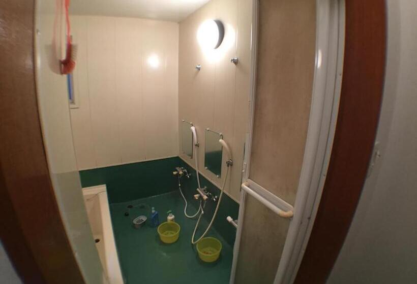 فندق صغير Abashiri Ryuhyou No Oka Guesthouse