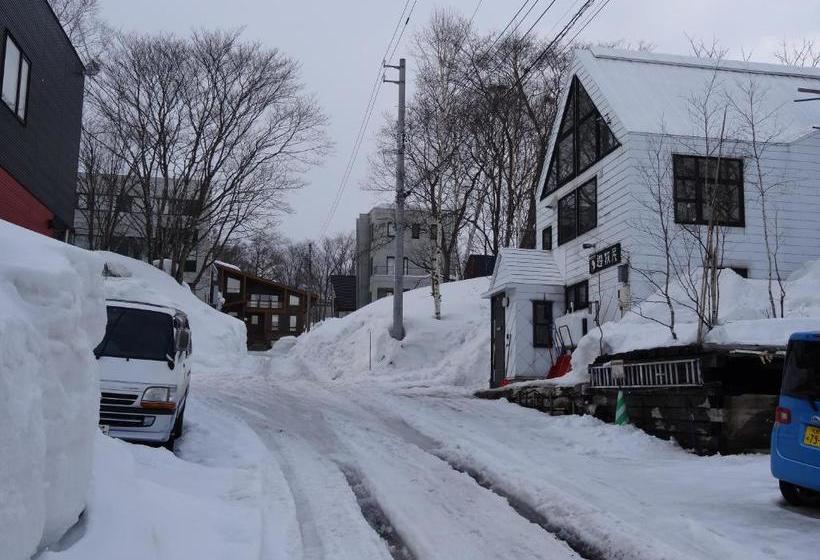 הוסטל Niseko Yubokumin