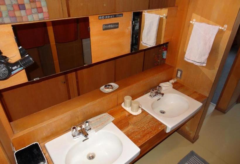 הוסטל Niseko Yubokumin