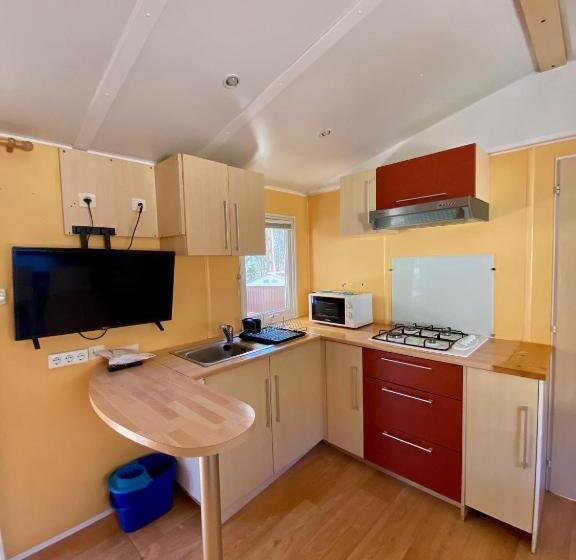 Campalans Hotel Rural Bungalows Mobilhomes