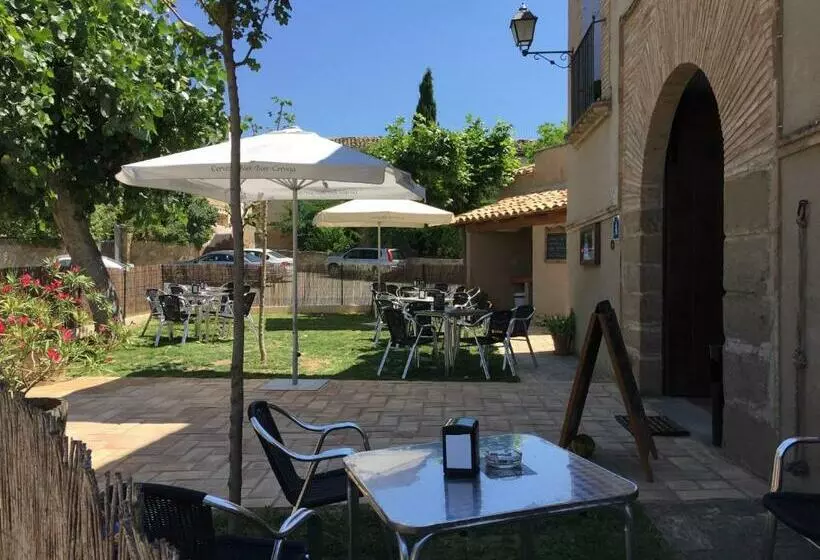 Crux Albergue