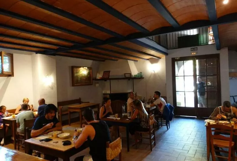 Crux Albergue