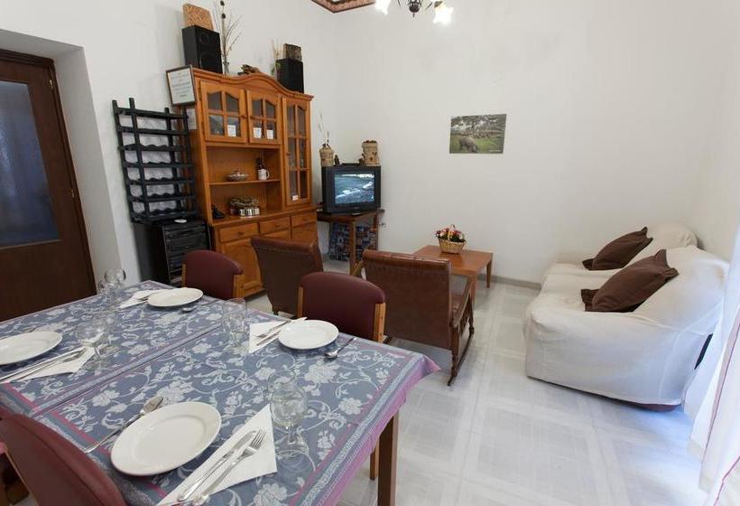 Extrenatura Alojamiento Albergue   Hostel