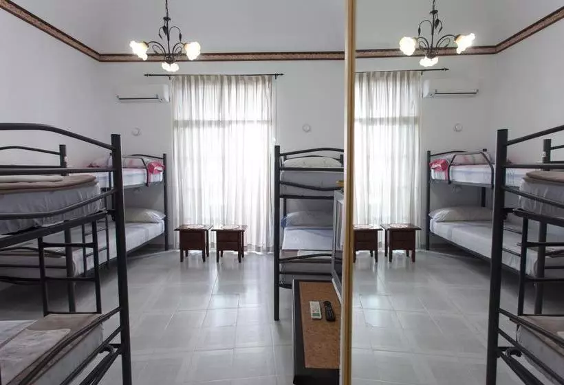 Extrenatura Alojamiento Albergue   Hostel