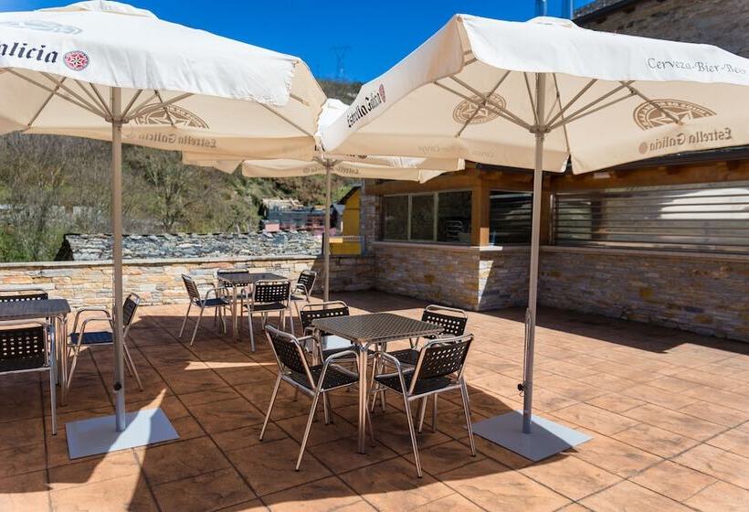 בית מלון כפרי Ambasmestas