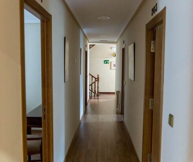 בית מלון כפרי Ambasmestas