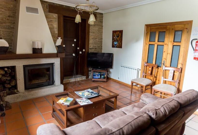 בית מלון כפרי Ambasmestas