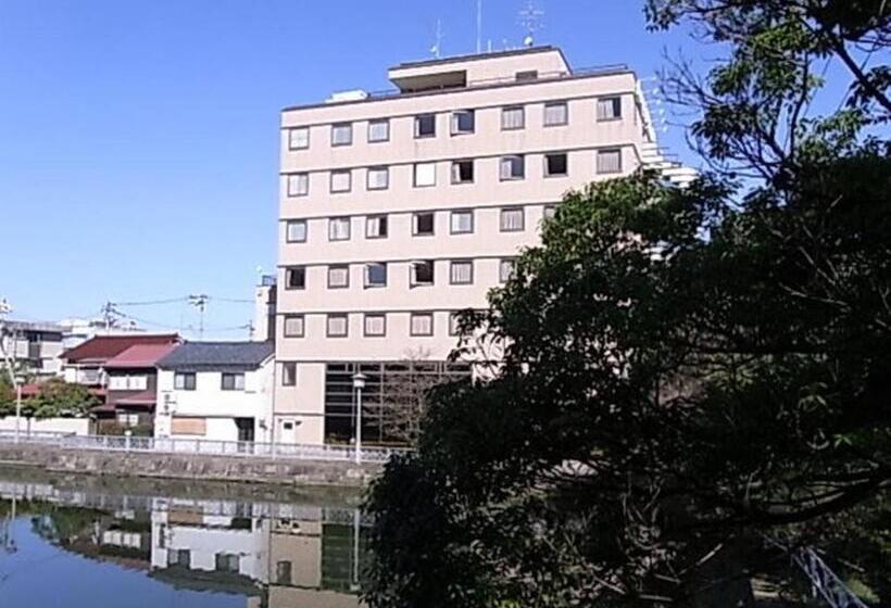 בית מלון כפרי Fukui Castle