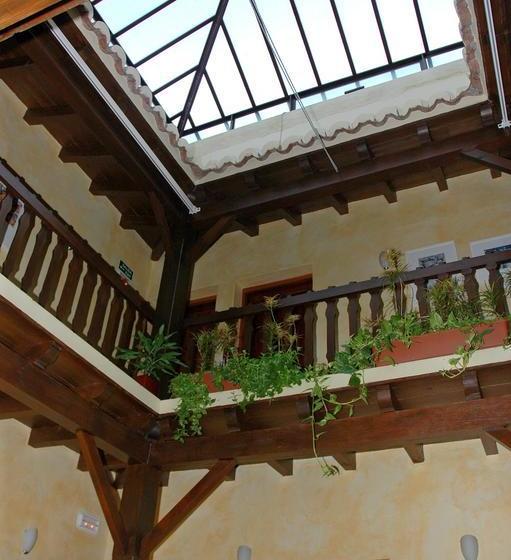 Отель La Casa Grande De Alpandeire