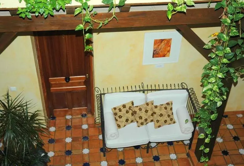 ホテル La Casa Grande De Alpandeire