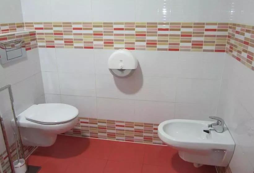 هتل Nuñez Tomelloso