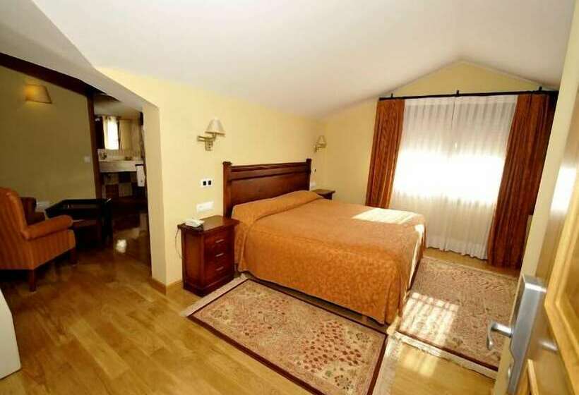 ホテル Peñarrubia