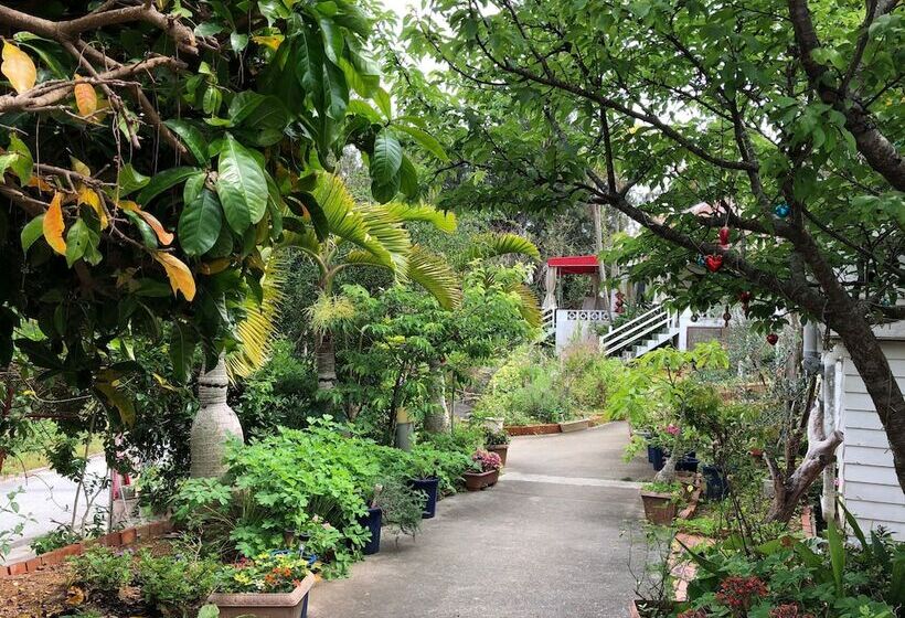 Отель Key West Club Okinawa