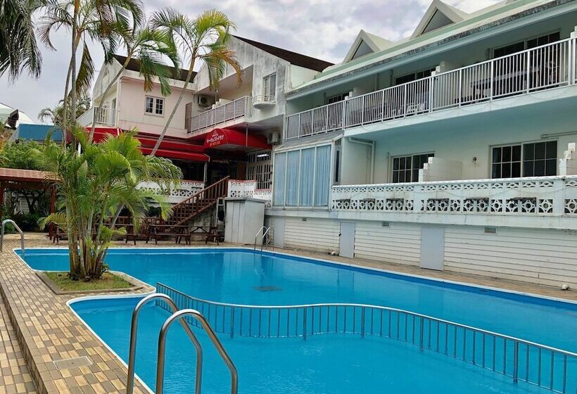 Отель Key West Club Okinawa