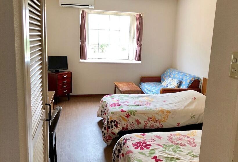 Отель Key West Club Okinawa