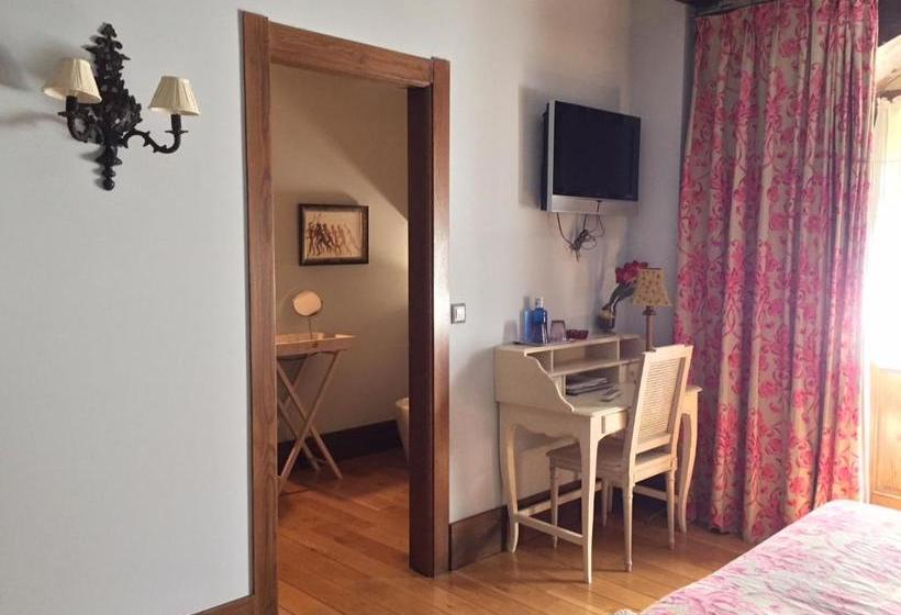 فندق Posada Real Torre Berrueza