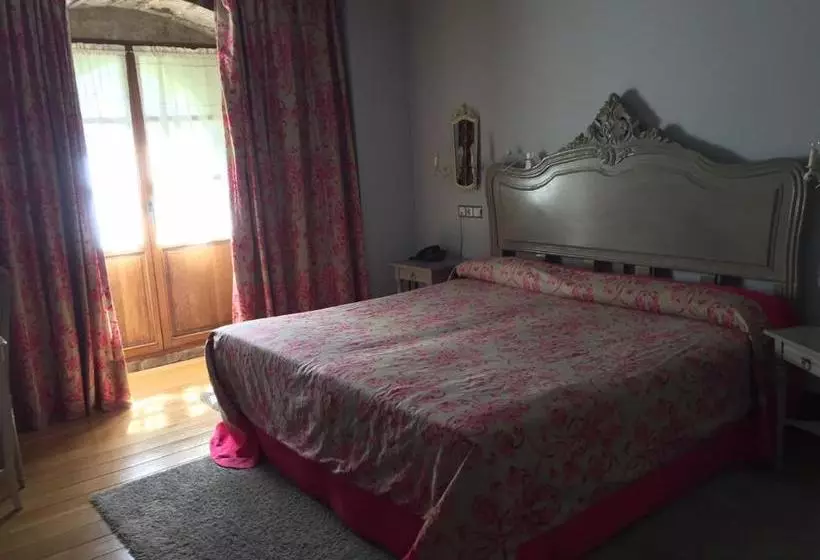ホテル Posada Real Torre Berrueza