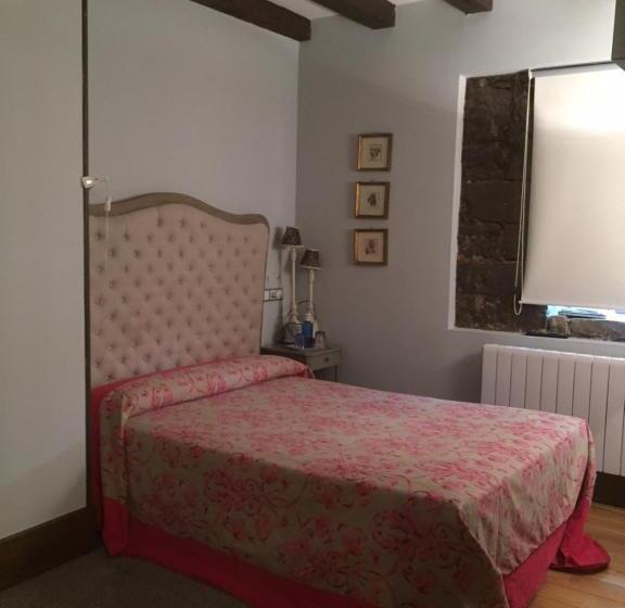 فندق Posada Real Torre Berrueza