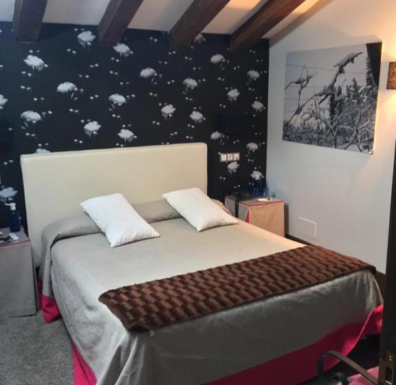 فندق Posada Real Torre Berrueza