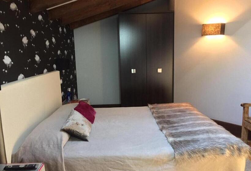 فندق Posada Real Torre Berrueza