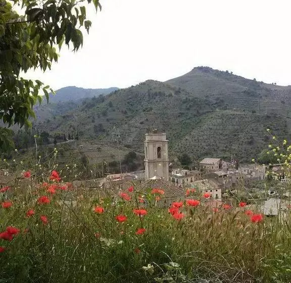Petit Hotel Porrera