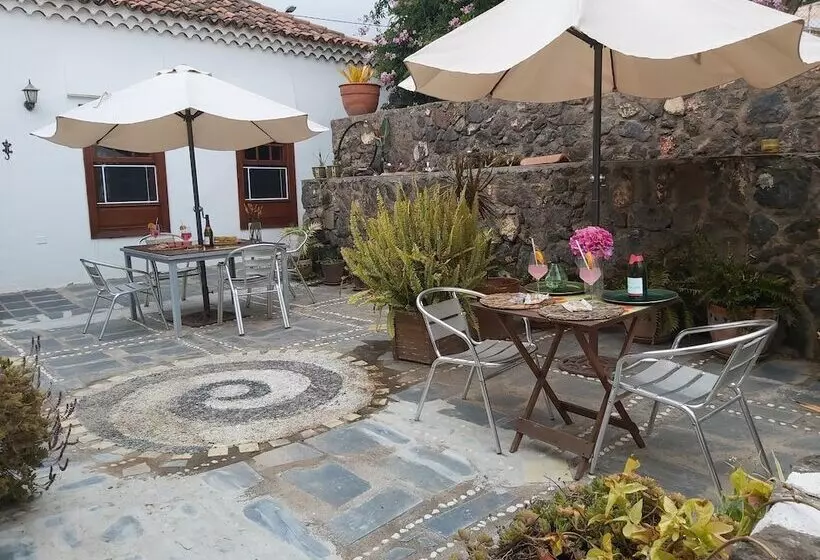 استراحتگاه Finca Paraiso Casa Rural Tenerife