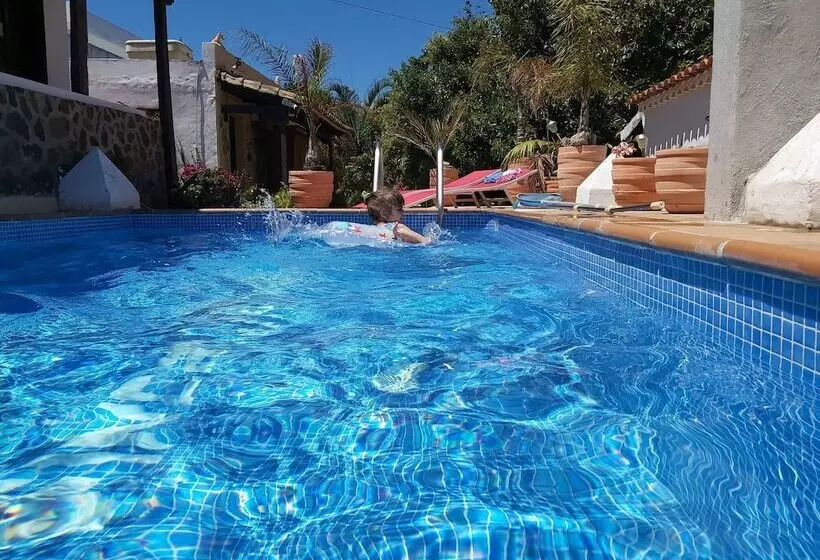 استراحتگاه Finca Paraiso Casa Rural Tenerife