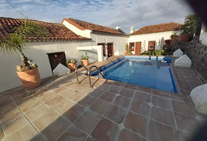 استراحتگاه Finca Paraiso Casa Rural Tenerife