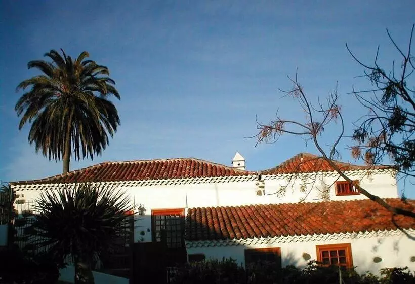 استراحتگاه Finca Paraiso Casa Rural Tenerife