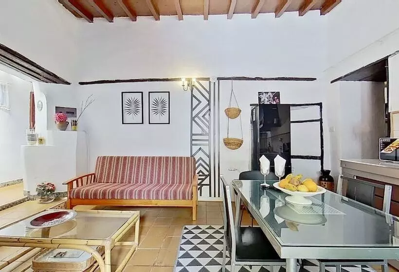 استراحتگاه Finca Paraiso Casa Rural Tenerife
