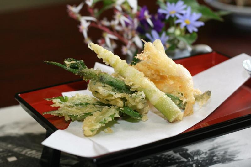 旅館 Gokayama Onsen Akaokan